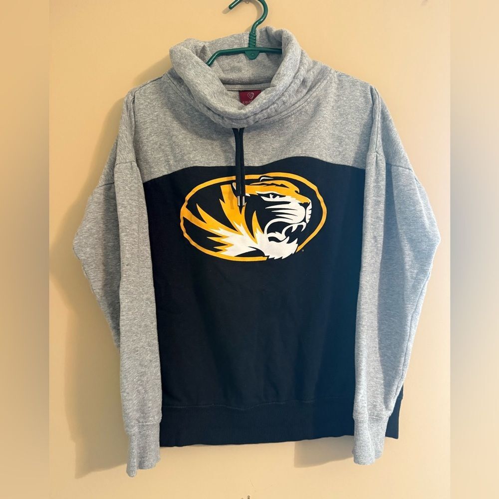 Colosseum Missouri Tigers sweatshirt large black Mizzou Tigers MU cowl neck